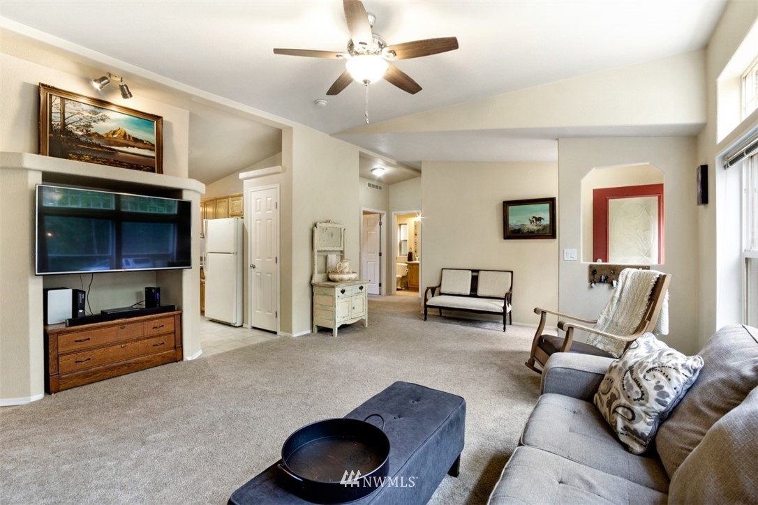 330 East Pinedirosa Road Union, WA 98592 - Photo 7 of 25 Gallery Image 7