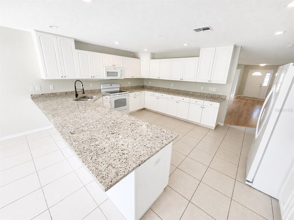5910 Baker Road New Port Richey, FL 34653 - Photo 10 of 49 Gallery Image 10