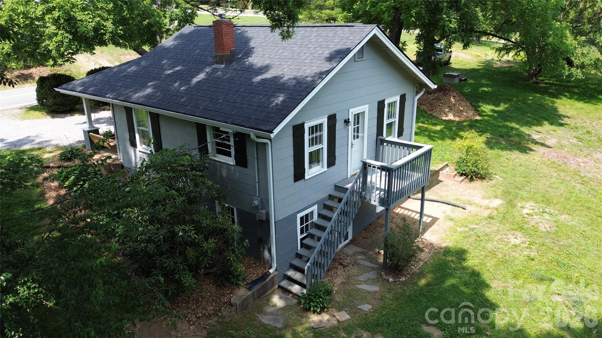 657 Old Fort Road Fairview, NC 28730 - Photo 7 of 48