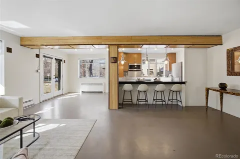 $425,000 | 500 East 11th Avenue, Unit 201, Denver, CO 80203