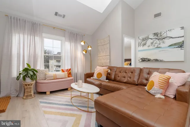 $284,990 | 2322 Falls Gable Lane, Unit B, Baltimore, MD 21209