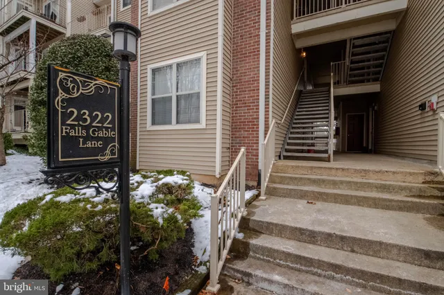 $284,990 | 2322 Falls Gable Lane, Unit B, Baltimore, MD 21209