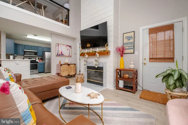 $284,990 | 2322 Falls Gable Lane, Unit B, Baltimore, MD 21209