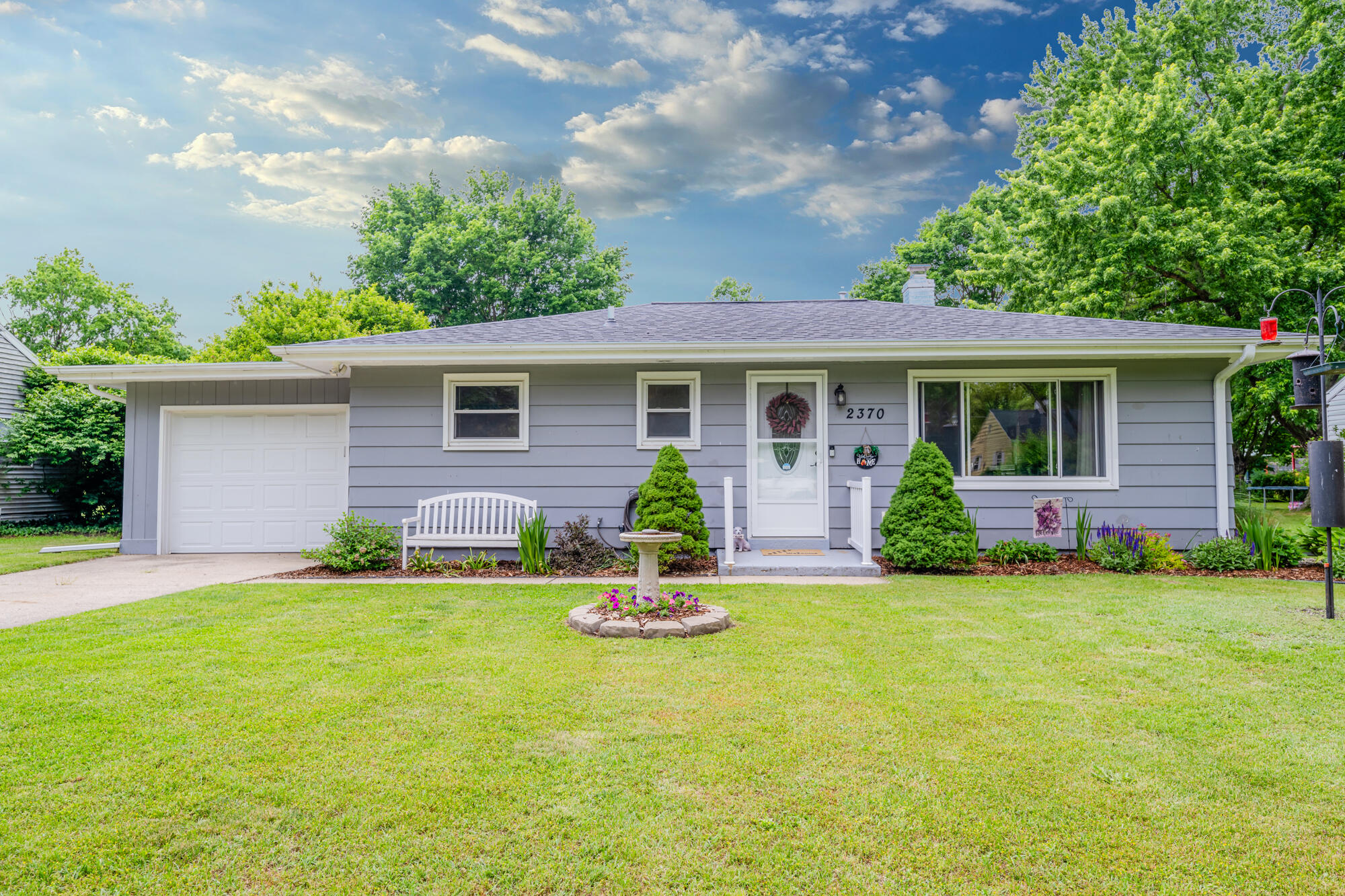 2370 Virginia Road Benton Harbor, MI 49022 - Photo 2 of 27 Virginia-102