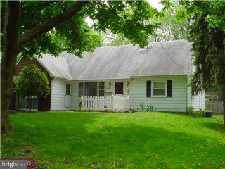 329 Wilson Road Hatboro, PA 19040 - Photo 2 of 6 Gallery Image 2
