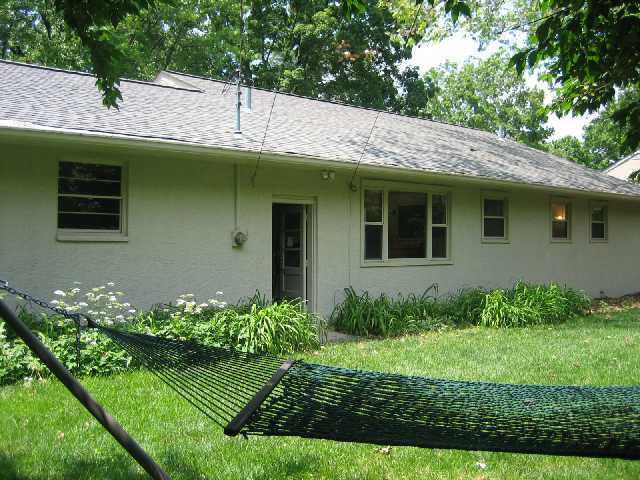 2896 Welsford Road Columbus, OH 43221 - Photo 2 of 12