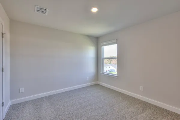 $2,595 | 118 Fernbank Lane, Clarksville, TN 37043