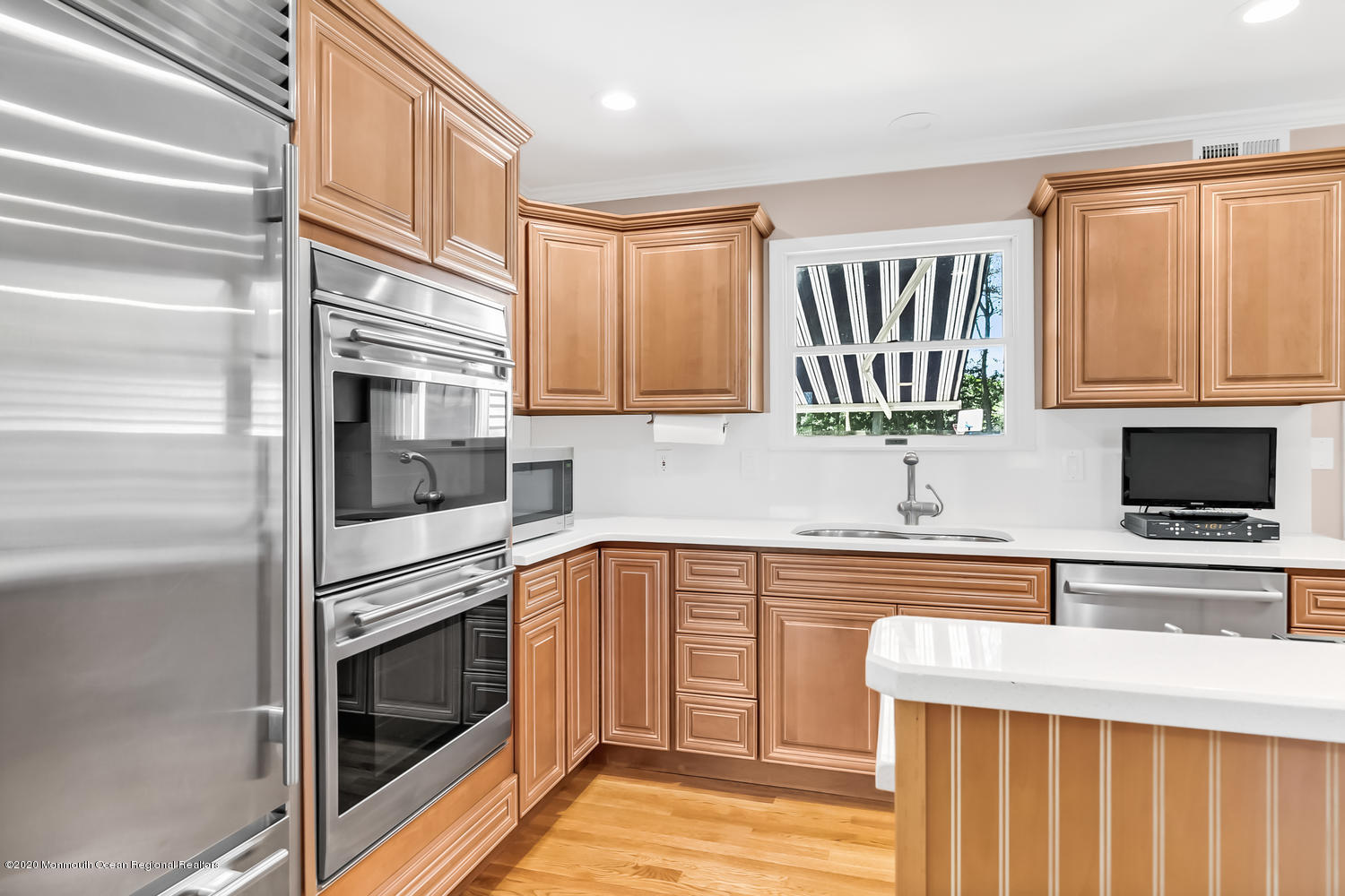 2424 Orchard Crest Boulevard Manasquan, NJ 08736 - Photo 11 of 53 2424 Orchard Crest Blvd-large-011-012-4M