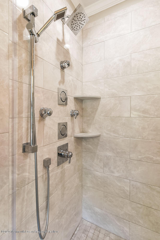 2424 Orchard Crest Boulevard Manasquan, NJ 08736 - Photo 39 of 53 2424 Orchard Crest Blvd-large-038-018-4M