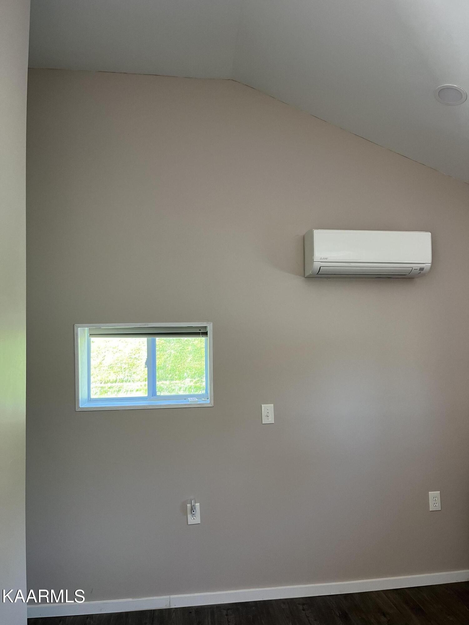 4700 Sunnyside Road Philadelphia, TN 37846 - Photo 37 of 48 a view of an empty room and window