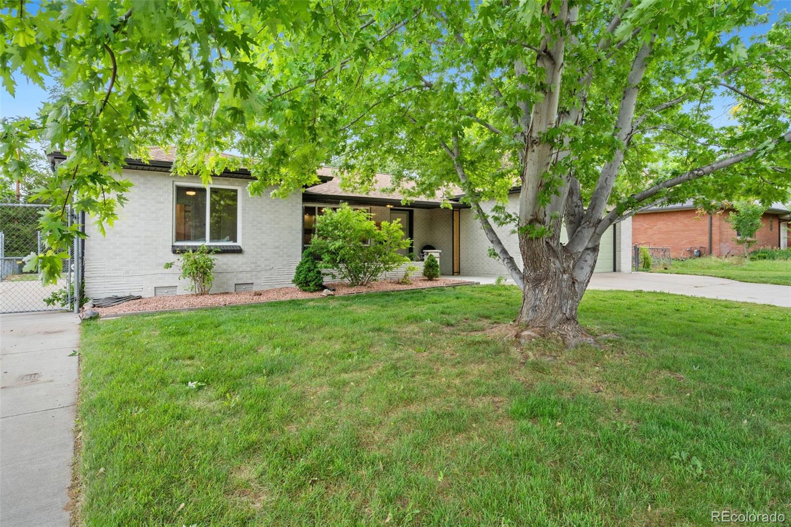 4550 Upham Street Wheat Ridge, CO 80033 - Photo 4 of 30 Gallery Image 4