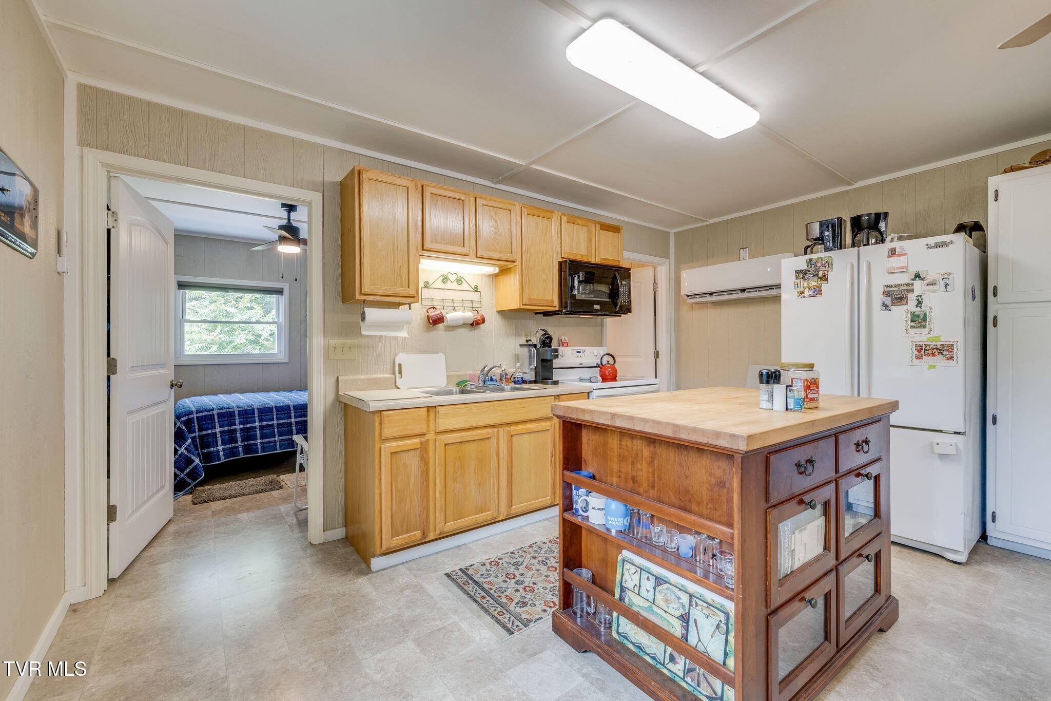 10262 Horton Ford Road Eidson, TN 37731 - Photo 13 of 44 011