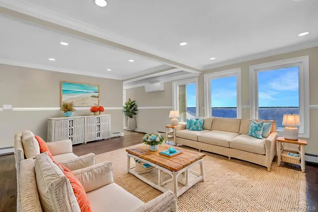 $1,995,000 | 505 East Drive, Copiague, NY 11726