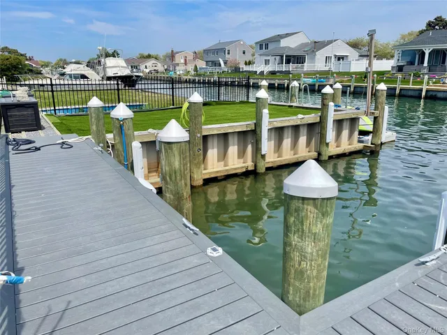 $1,995,000 | 505 East Drive, Copiague, NY 11726