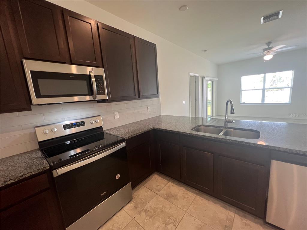 354 Albatross Road Rotonda West, FL 33947 - Photo 7 of 31