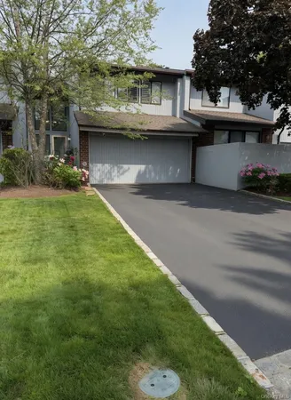 $1,488,888 | 83 Foxwood Drive, Jericho, NY 11753