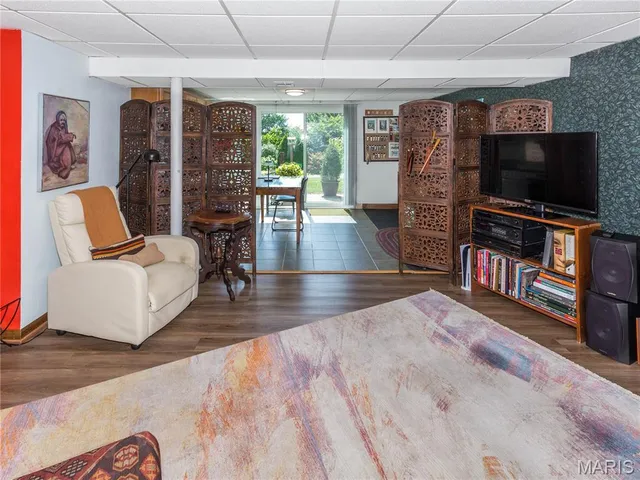 $235,000 | 706 Carl Street, Collinsville, IL 62234