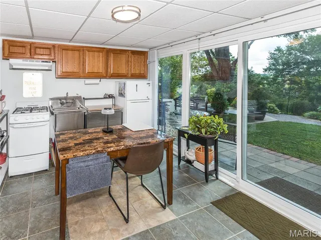 $235,000 | 706 Carl Street, Collinsville, IL 62234