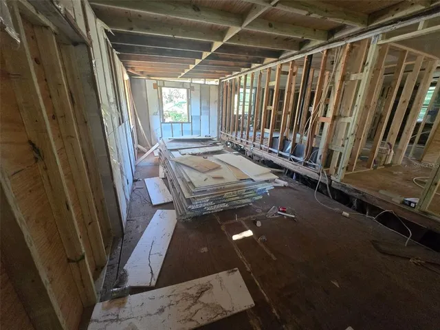 a view of an outdoor space