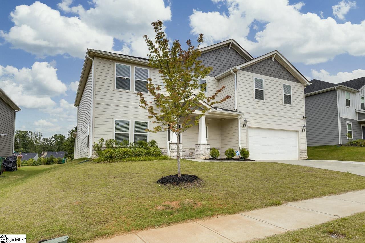 208 Roderick Lane Greenville, SC 29605 - Photo 3 of 50