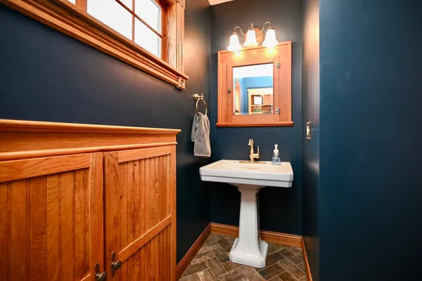 $350,000 | 629 West King Street, Winona, MN 55987