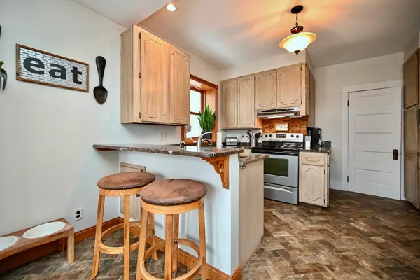 $350,000 | 629 West King Street, Winona, MN 55987