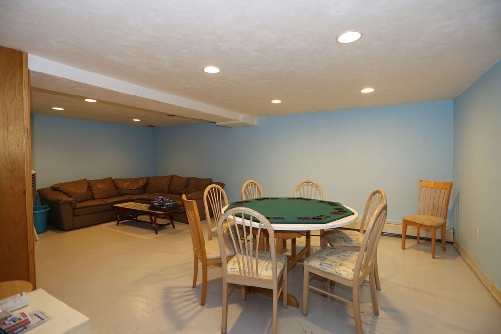 22 Savoy Road Needham, MA 02492 - Photo 17 of 20 Gallery Image 17