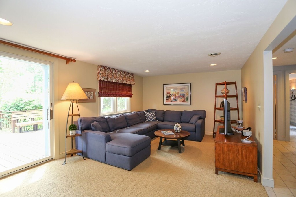 22 Savoy Road Needham, MA 02492 - Photo 8 of 20 Gallery Image 8