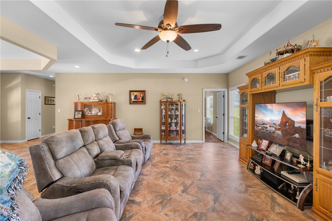 237 Morgan Road, Unit COUNTYROAD Bedias, TX 77831 - Photo 6 of 47