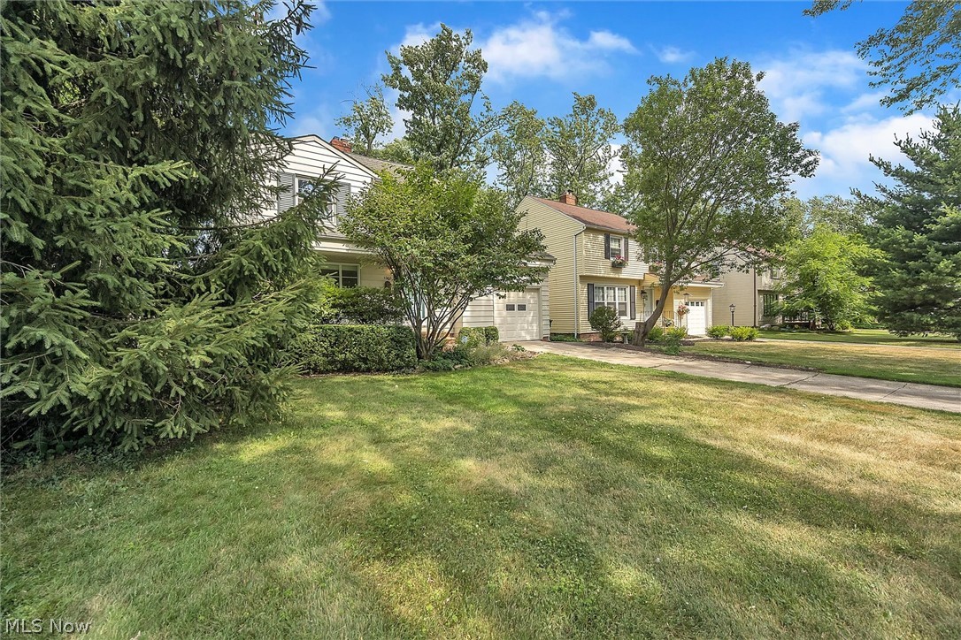 1365 Croyden Road Lyndhurst, OH 44124 - Photo 2 of 35
