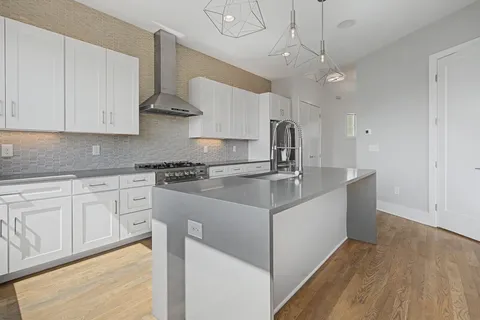 $4,900 | 118 B Fern Avenue, Nashville, TN 37207