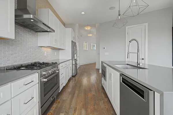 $5,100 | 118 B Fern Avenue, Nashville, TN 37207