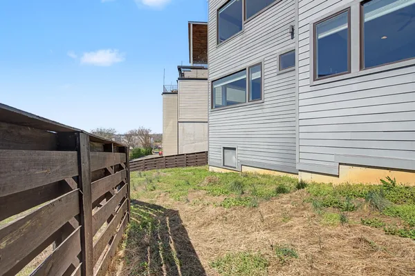 $5,100 | 118 B Fern Avenue, Nashville, TN 37207