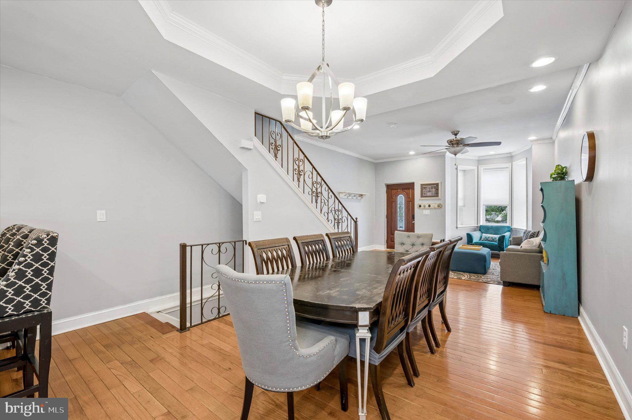 516 High Street Philadelphia, PA 19144 - Photo 7 of 31 Elegant dining space with modern flair.