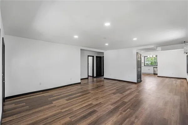 $159,900 | 1110 West 3rd Street, Coffeyville, KS 67337