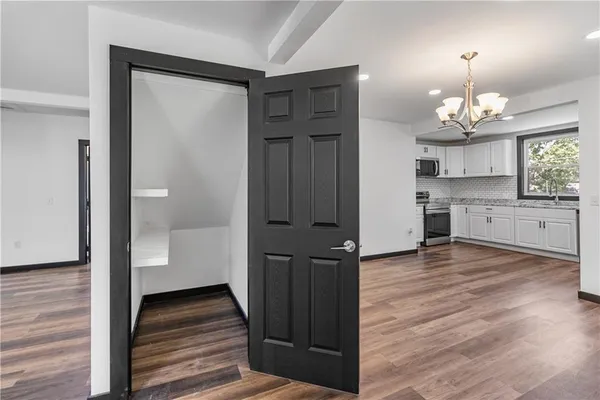 $159,900 | 1110 West 3rd Street, Coffeyville, KS 67337