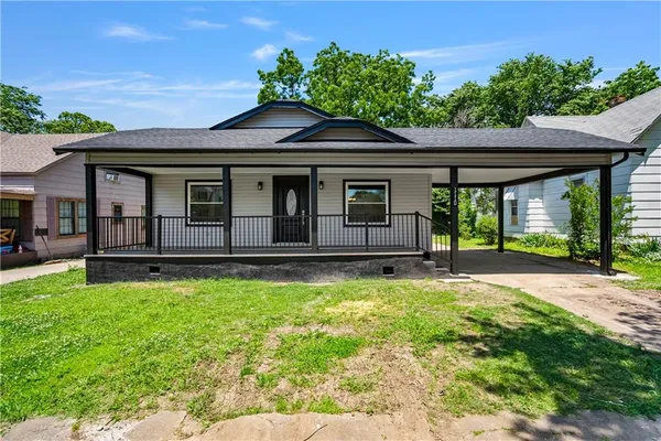 $159,900 | 1110 West 3rd Street, Coffeyville, KS 67337