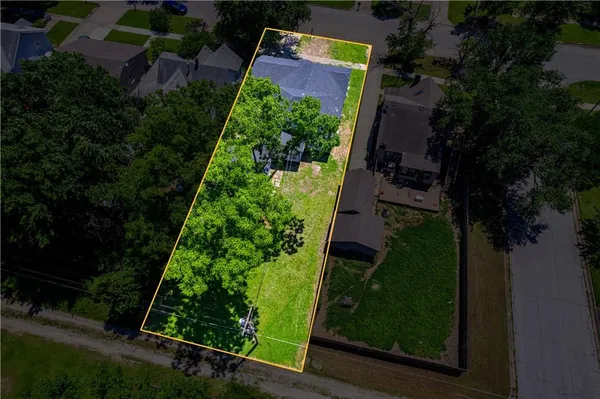 $159,900 | 1110 West 3rd Street, Coffeyville, KS 67337