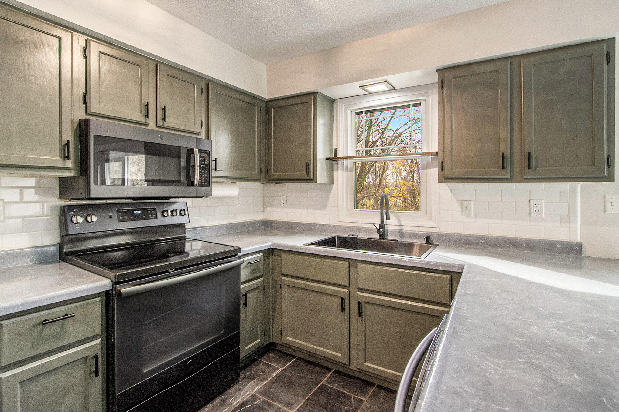 2115 Barney Road Kalamazoo, MI 49004 - Photo 6 of 34 Kitchen