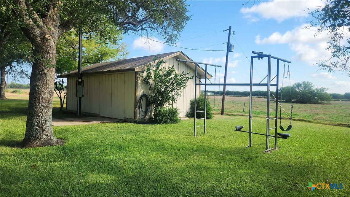 847 Oliver Road Victoria, TX 77904 - Photo 35 of 47 416 sqare foot well-house