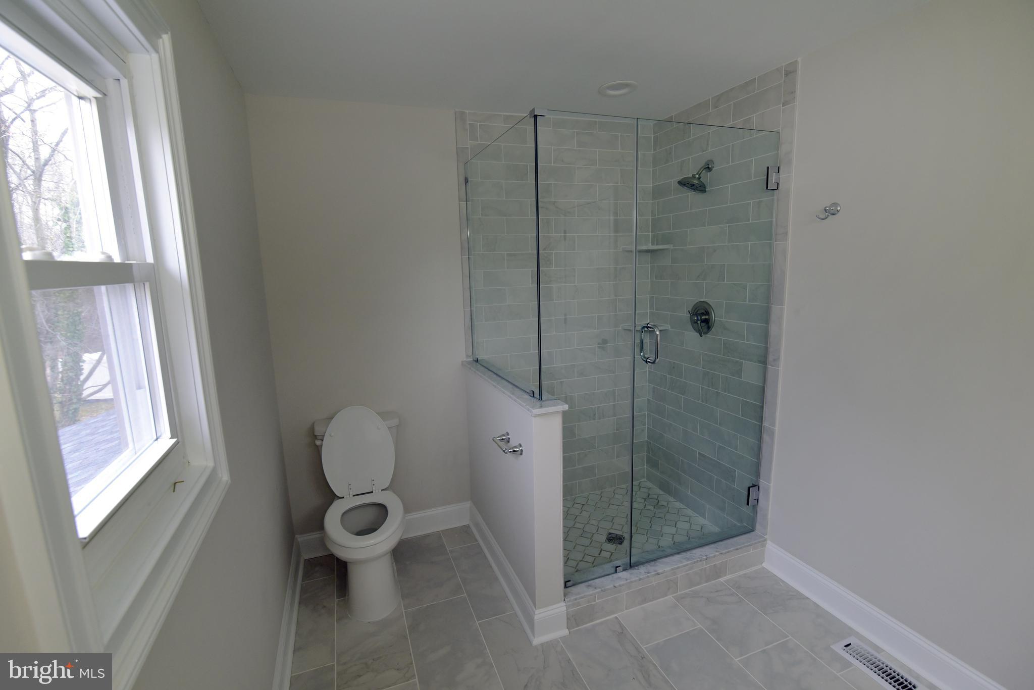 136 Dorchester Road Mount Laurel, NJ 08054 - Photo 21 of 30 Master Bath