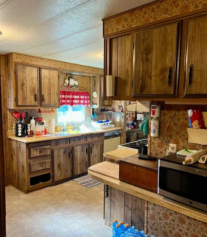 $139,000 | 10152 Lucky Drive, Lower Lake, CA 95457