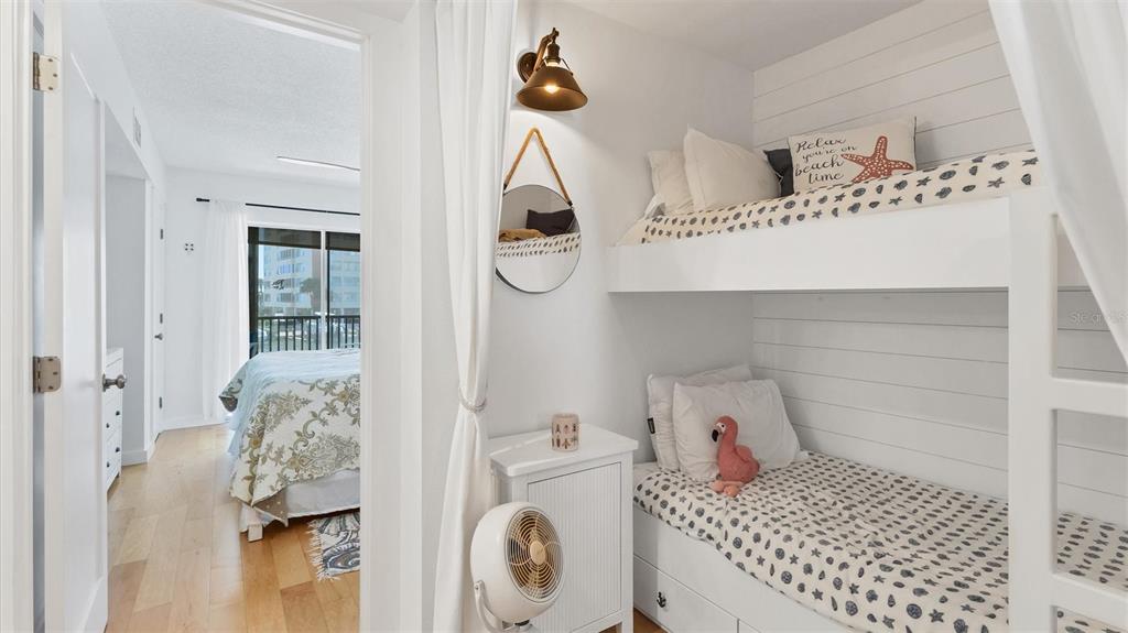 9200 Midnight Pass Road, Unit 24 Sarasota, FL 34242 - Photo 27 of 43