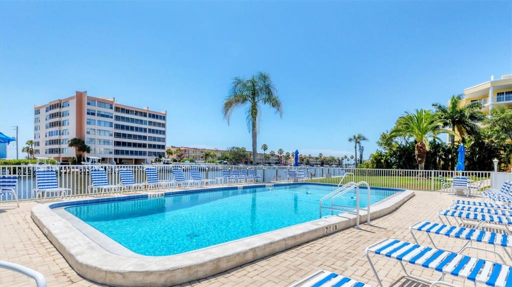 9200 Midnight Pass Road, Unit 24 Sarasota, FL 34242 - Photo 37 of 43