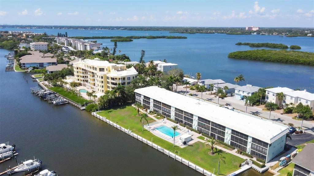 9200 Midnight Pass Road, Unit 24 Sarasota, FL 34242 - Photo 42 of 43