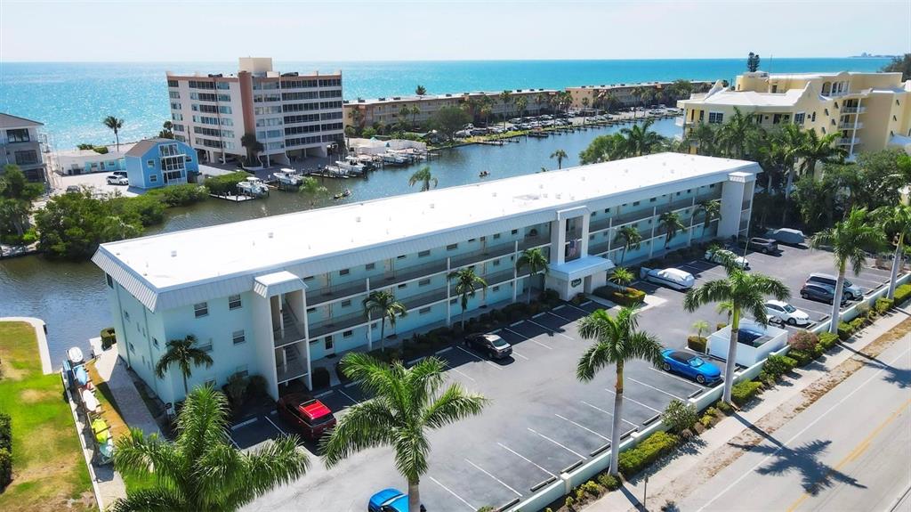 9200 Midnight Pass Road, Unit 24 Sarasota, FL 34242 - Photo 5 of 43