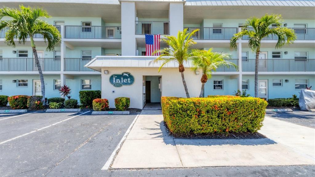 9200 Midnight Pass Road, Unit 24 Sarasota, FL 34242 - Photo 9 of 43