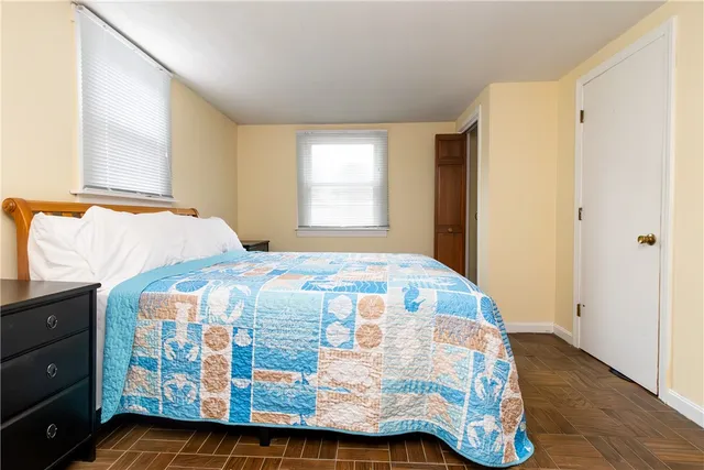 $799,000 | 137 Bonnet Shores Road, Narragansett, RI 02882