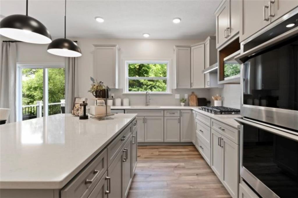 279 Froebe Road Venetia, PA 15367 - Photo 4 of 12 Gallery Image 4