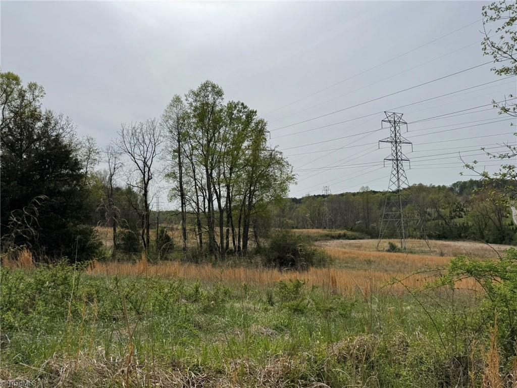 6988 Salem Chapel Road Walnut Cove, NC 27052 - Photo 17 of 38
